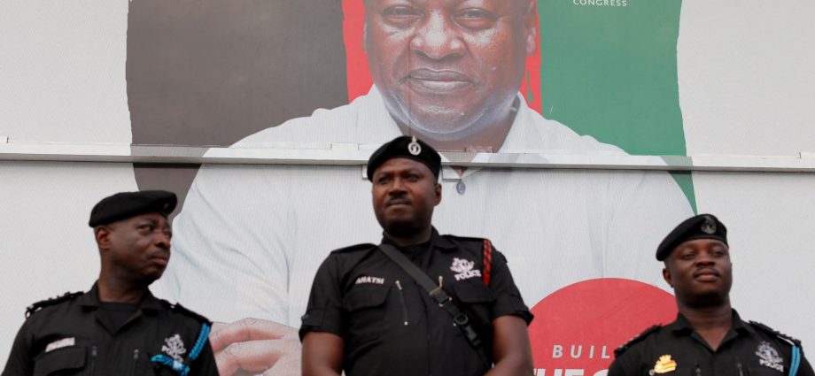 arrests-of-critics-in-ghana-provokes-alarm-over-free-speech-under-mahama