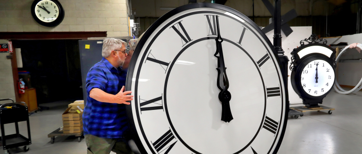 the-traitor’s-push-to-make-daylight-saving-time-permanent