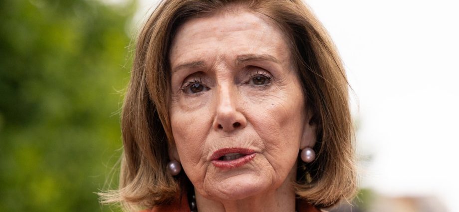 nancy-pelosi-roasts-‘mypillow’-maga-reporter-in-tense-exchange