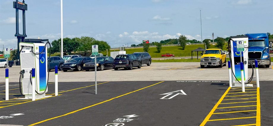 bp-pulse-expands-its-ev-charging-network-in-texas,-virginia-and-louisiana