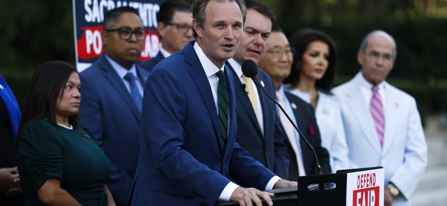 republicans-gain-a-house-seat-–-and-could-lose-it-again-by-november