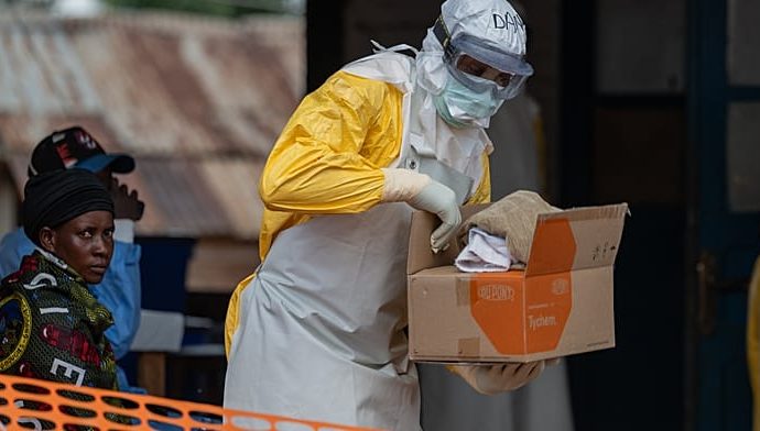 ebola-cases-surge-over-400-as-fears-grow-over-central-africa-outbreak
