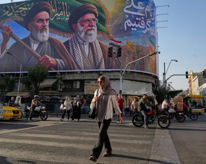 iran-war-live:-israel-kills-lebanon-general,-pakistan-urges-end-to-war