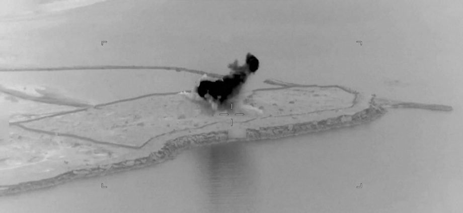iran-fires-missiles-at-bahrain,-kuwait-after-us-forces-shoot-down-4-iranian-drones