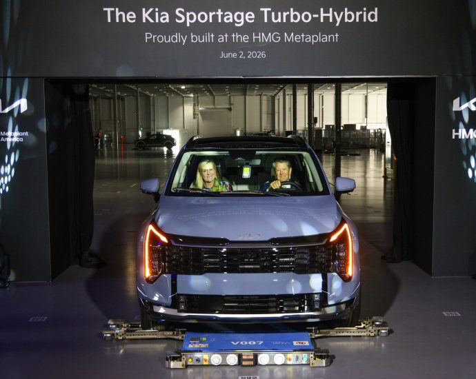 The Kia Sportage Hybrid Is No Longer Completely Reliant on Imports. That Changes Everything.