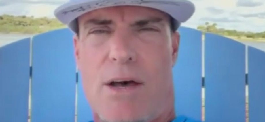 vanilla-ice-admits-bafflement-to-the-traitor-concert-backlash:-‘i-don’t-get-it’