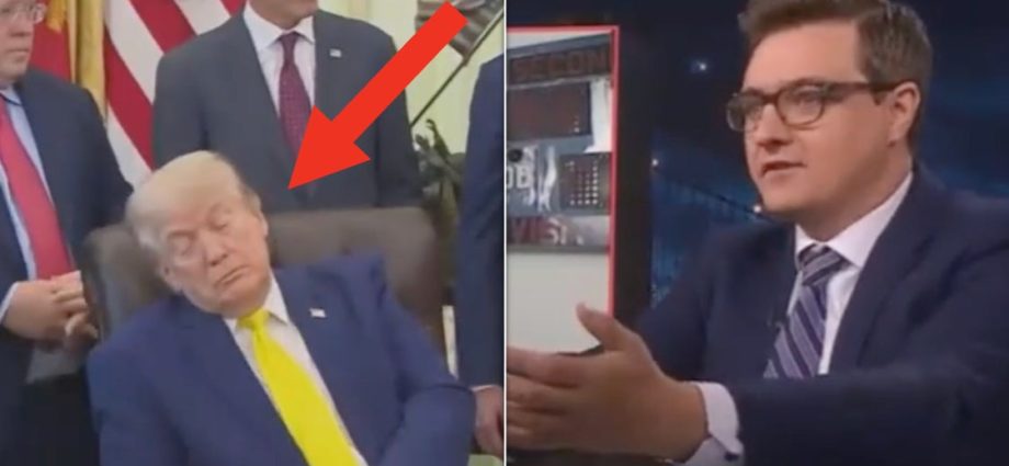 ‘i-feel-like-i’m-losing-my-mind!’:-ms-now-host-can’t-hold-back-after-seeing-the-traitor-appear-to-nod-off