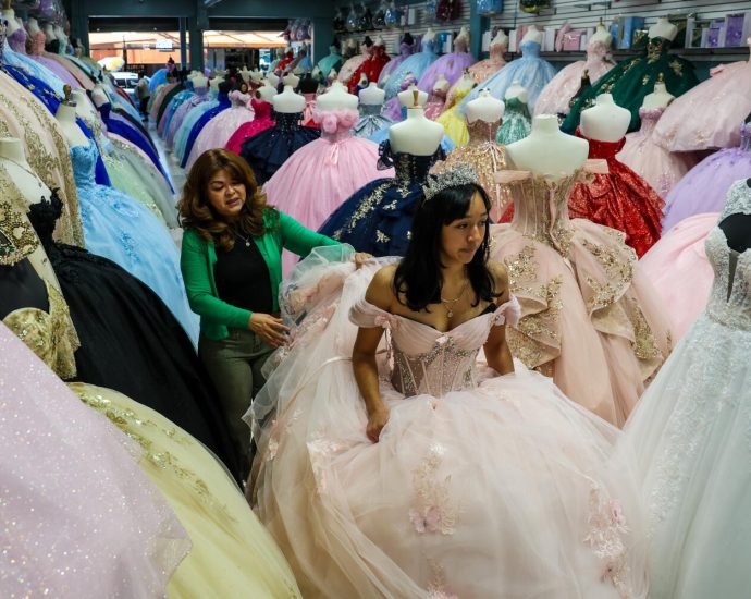 ‘we’re-in-survival-mode’:-a-year-after-ice-raids,-a-couple-fight-to-save-their-dress-shops
