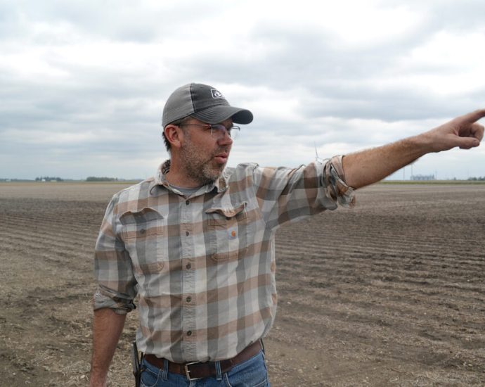 a-water-crisis-has-the-‘poster-boys’-of-iowa-farming-ready-to-talk-regulation