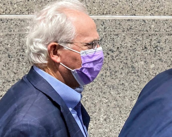 the-traitor-issues-pardon-to-former-republican-congressman-convicted-of-insider-trading