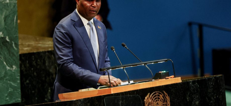 Mozambique tightens grip on mining with 15% state stake rule, local processing