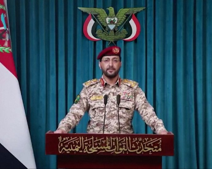 yemen’s-houthis-declare-ban-on-israeli-ships-sailing-the-red-sea