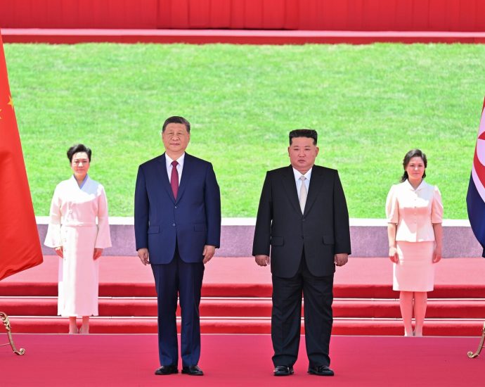 china’s-xi-jinping-and-north-korea’s-kim-jong-un-meet-in-pyongyang