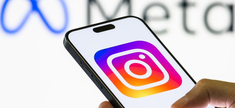 obama’s-white-house-instagram-account-among-thousands-exposed-in-hack