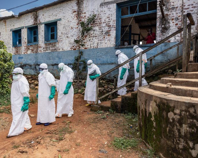 ‘We Live With Fear’: In Congo, Doctors Face Ebola With Little Protection