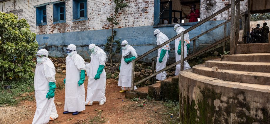 ‘We Live With Fear’: In Congo, Doctors Face Ebola With Little Protection