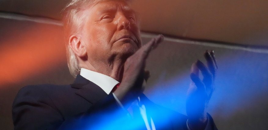 in-his-own-heist-movie,-traitor-47-stars-as-the-loser