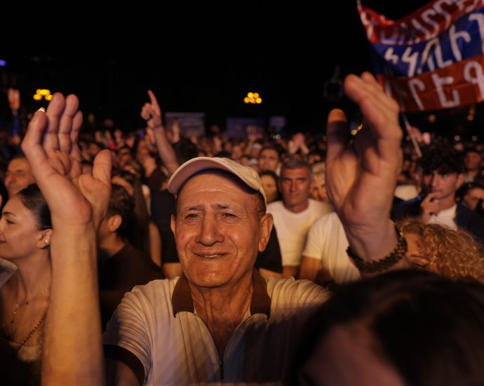 after-nagorno-karabakh,-armenians-vote-for-peace-over-nationalism