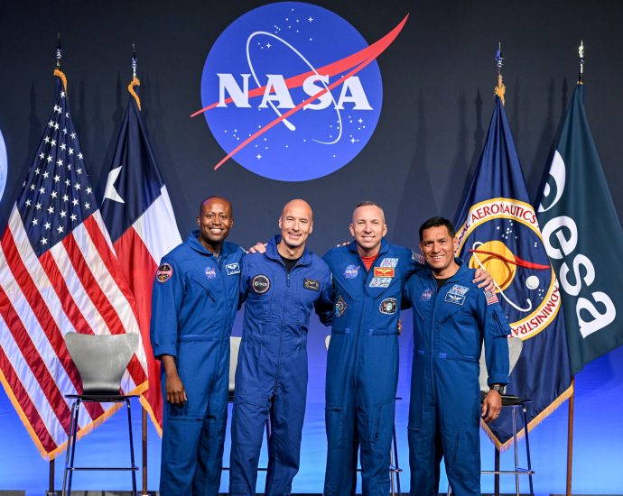 artemis-iii-crew-announced