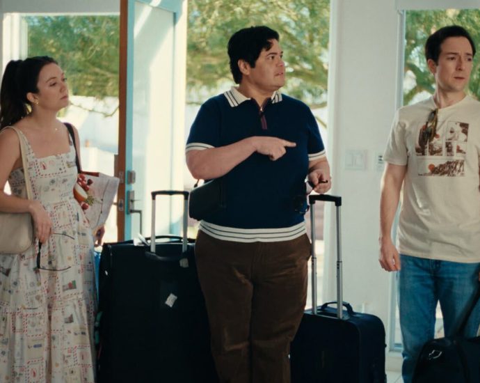 first-look:-harvey-guillen,-billie-lourd,-and-josh-brener-take-a-wild-palm-springs-trip-in-‘that-friend’
