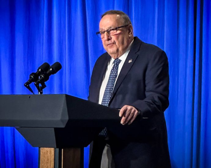 democrats-await-ranked-choice-vote-in-maine-to-decide-key-house-nominee