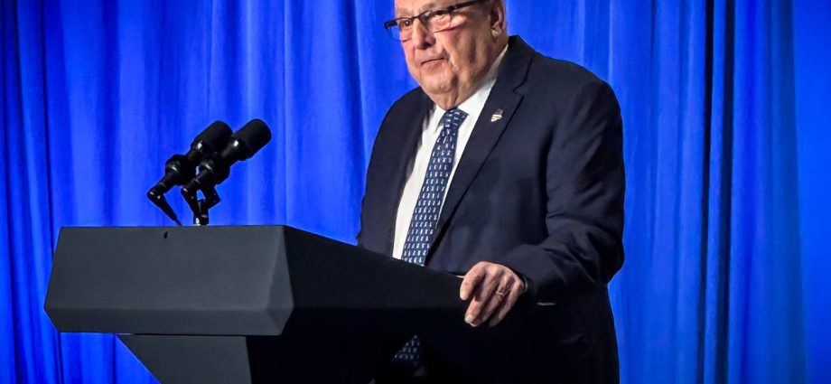democrats-await-ranked-choice-vote-in-maine-to-decide-key-house-nominee