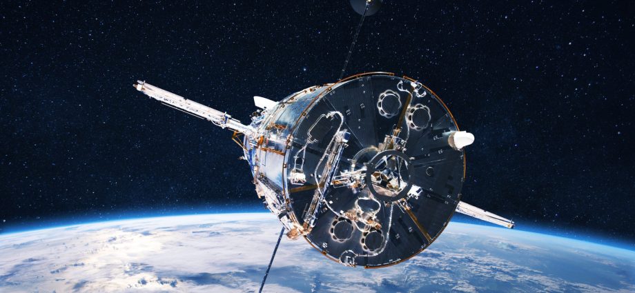 Why Does NASA Need To Use Atomic Clocks In Space?