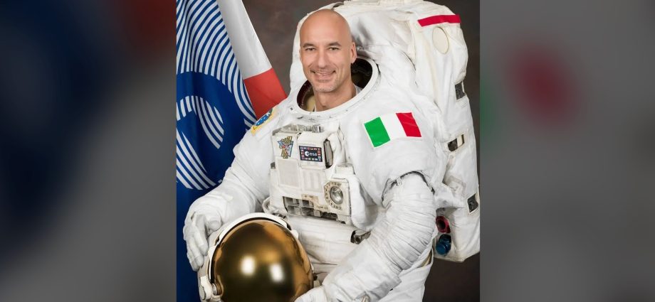 Astronaut who nearly drowned in space selected for Artemis III crew