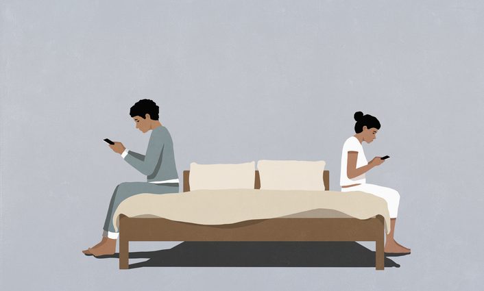 iphone-rollout-played-a-big-part-in-us-baby-bust,-study-finds
