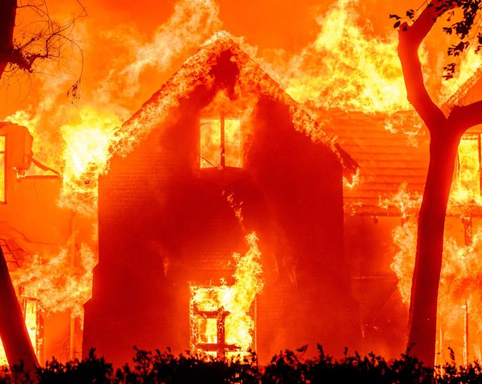 new-eaton-fire-video-renews-questions-about-criminal-liability-for-socal-edison