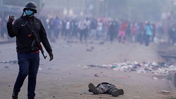 deadly-clashes-in-kenya-as-protesters-fight-us-ebola-quarantine-facility