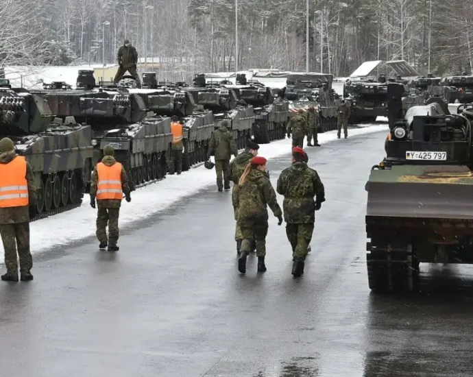 germany-was-late-to-grasp-russian-hybrid-attacks,-bundeswehr-colonel-tells-defence-forum