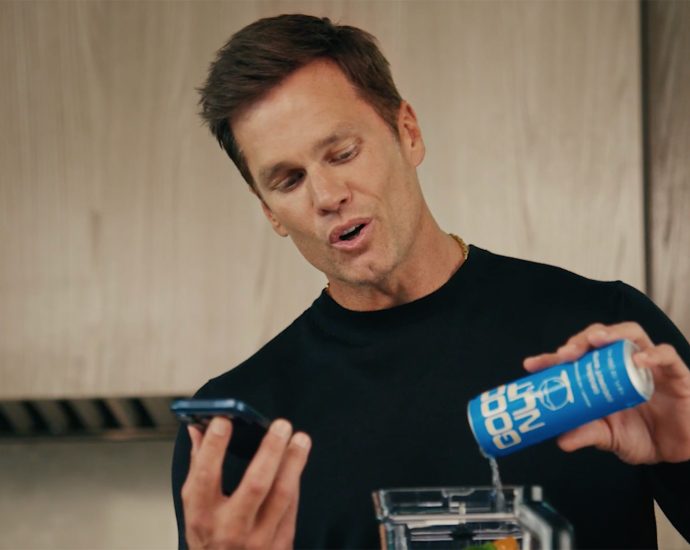tom-brady-wants-you-to-drink-his-good-nut