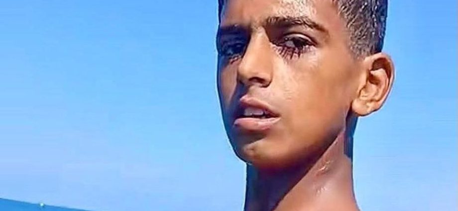 video-shows-gaza-teen-fisherman-before-israeli-forces-killed-him-at-sea