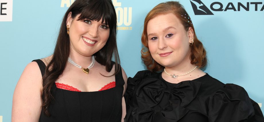‘hsmtmts’-star-julia-lester-announces-engagement-to-girlfriend-ilana-wolpert