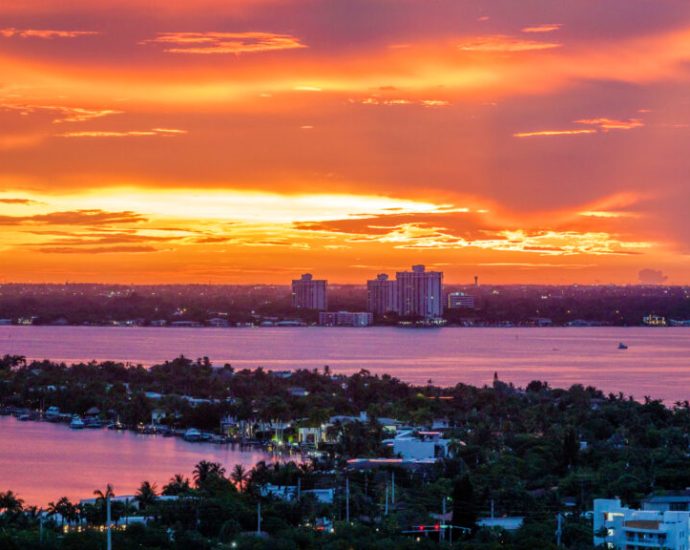 biscayne-bay-is-slowly-becoming-the-ocean