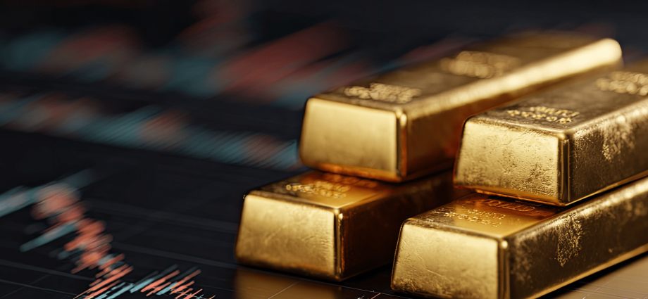 gold-is-now-the-top-reserve-asset.-is-dollar-dominance-at-risk?
