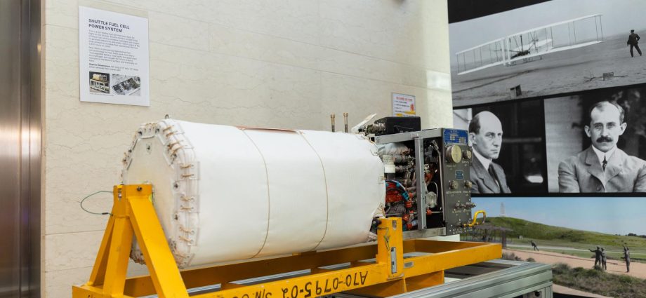nasa-headquarters-photo-gallery 