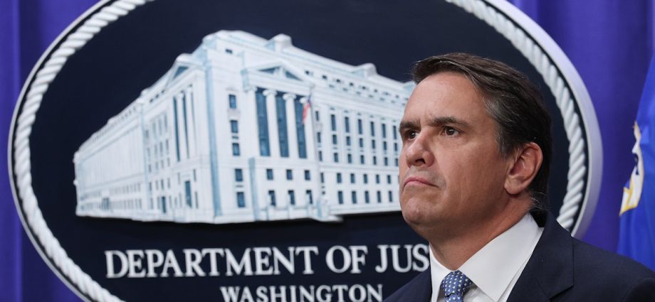 doj-agency-has-no-record-of-the-traitor’s-shady-irs-settlement
