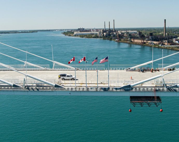 international-gordie-howe-bridge-opening-is-off,-and-no-one-will-say-why