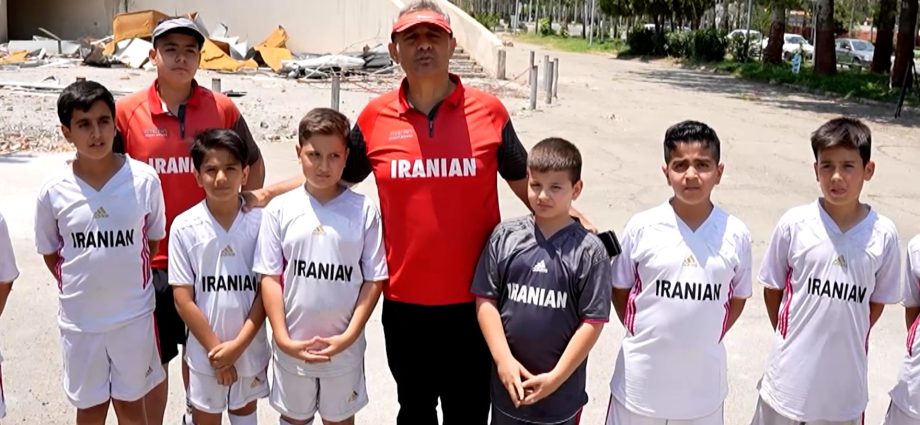 video:-what-iran’s-football-fans-think-about-the-world-cup