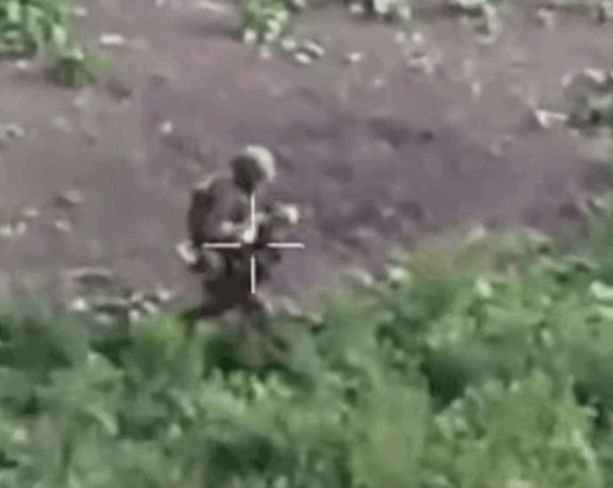 russia’s-youngest-war-dead-include-more-than-200-18-year-old-soldiers,-new-data-shows
