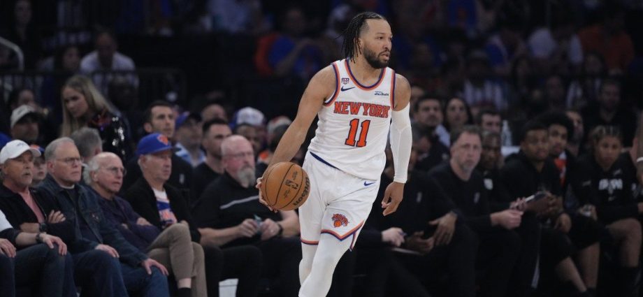 knicks-face-spurs-in-game-5,-with-first-nba-title-in-53-years-in-sight