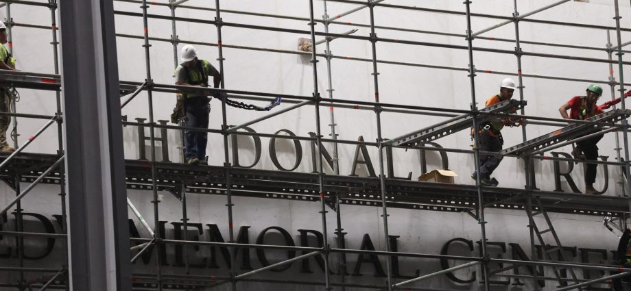 workers-remove-the-traitor’s-name-from-kennedy-center-after-court-ruling