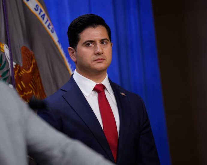 the-traitor-prosecutor-in-la.-pushing-unusual-public-search-for-voter-fraud-before-count-is-in