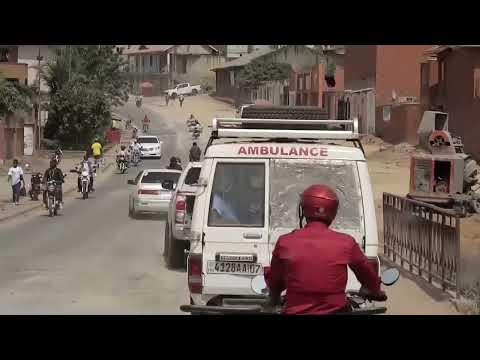 congo’s-burial-teams-fight-ebola-one-coffin-at-a-time
