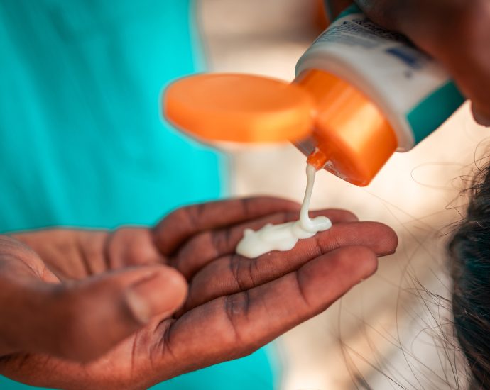 FDA’s Greenlight of Old Chemical Offers Chance To Restore Faith in Sunscreen