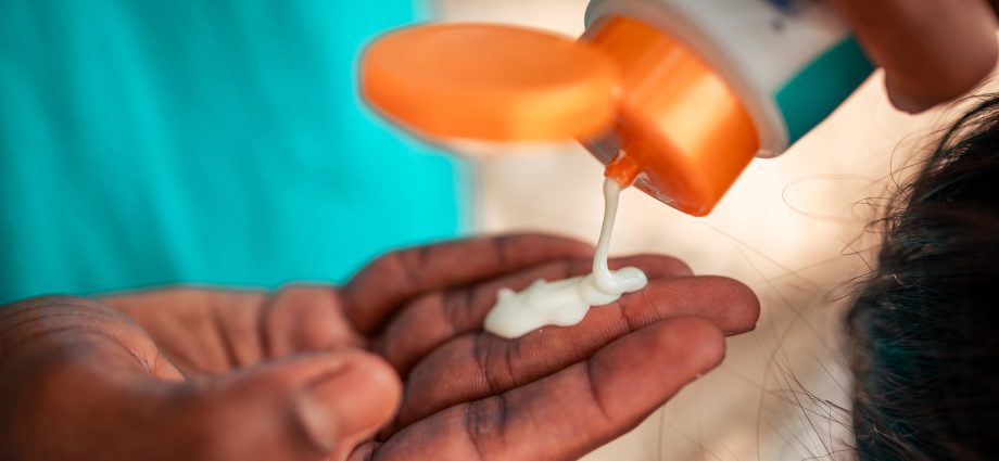 FDA’s Greenlight of Old Chemical Offers Chance To Restore Faith in Sunscreen