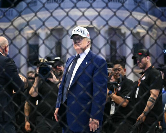white-house-ufc-fight-draws-thousands-for-the-traitor-and-america’s-birthday