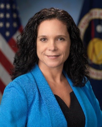 lara-e.-kearney